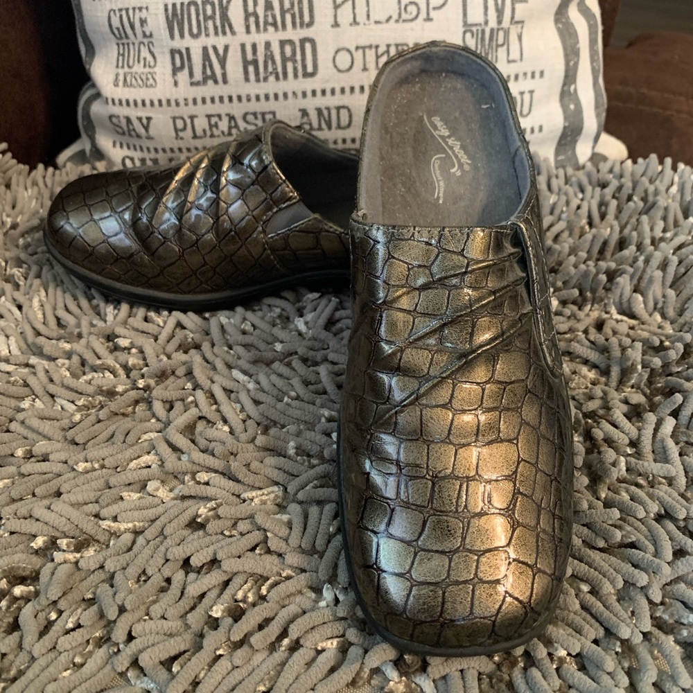 Easy Street Ladies Holly Mule